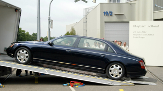 Illustration for article titled Mercedes Axes Maybach, Akerson Auctions 'Vette, And Ryan Running In Circles